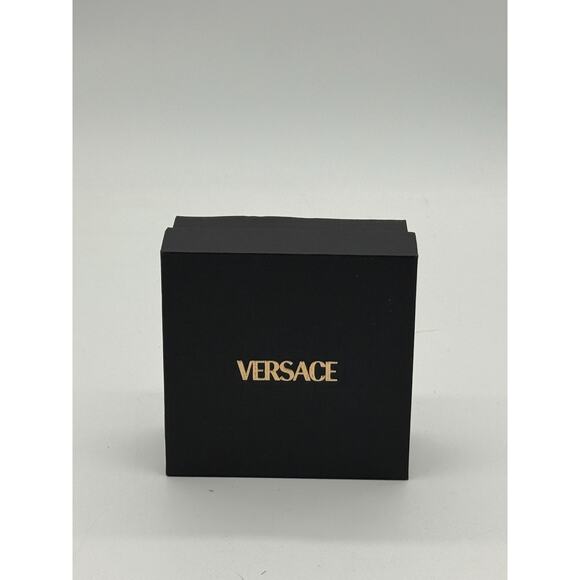 New With Tags Versace Dylos Cuff Bracelet*SIZE SMALL*BOX INCLUDED - Picture 6 of 6